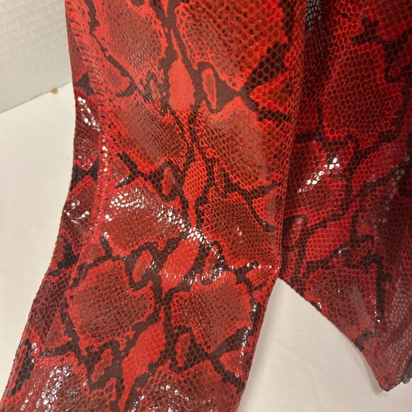 Yvonne & Marie - Picture 3 of 5